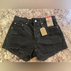 Levi’s 501 shorts high waisted Size 27 in black
